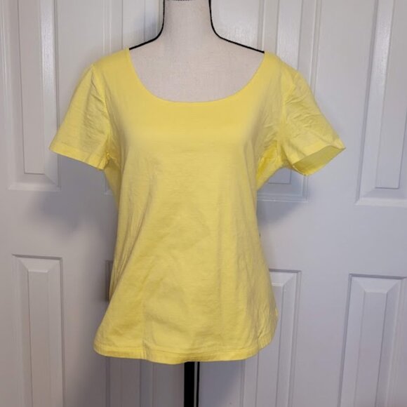 Lilly Pulitzer Yellow Scoop Neck Tee – Size Large, 100% Cotton - Picture 1 of 4